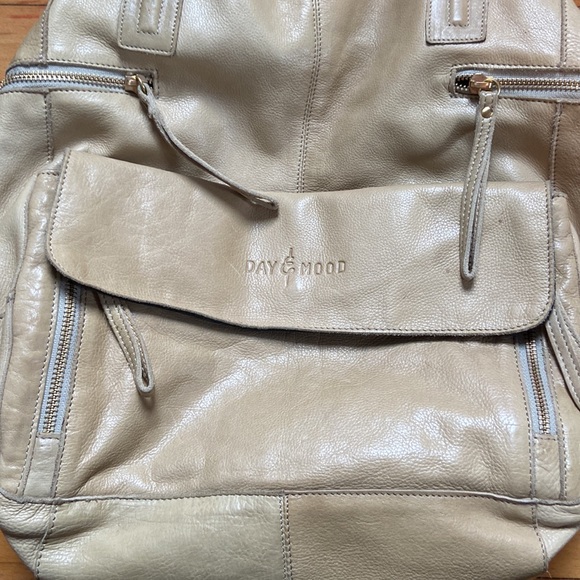 Day & Mood Hannah Zip Bag in Cream-colored Leather - Picture 6 of 16